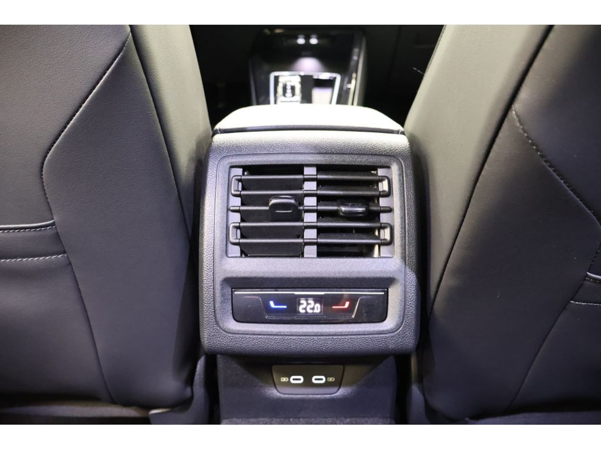 Volkswagen Golf Variant R-Line