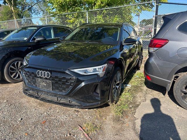 2024 Audi Q8 e-tron