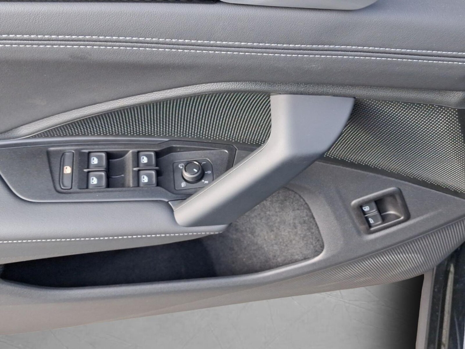 Volkswagen Tiguan – Bild 15