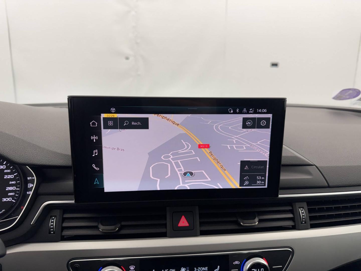 Image about Audi A4 Berline Design 35 TFSI 110 kW (150 ch) S tronic