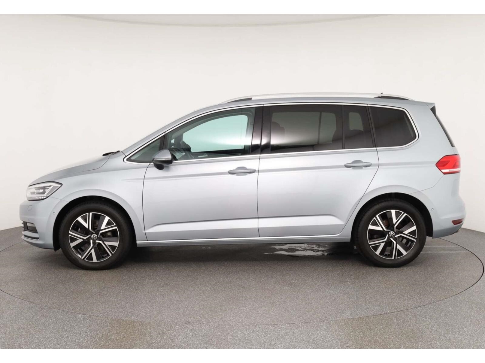 Volkswagen Touran – Bild 5