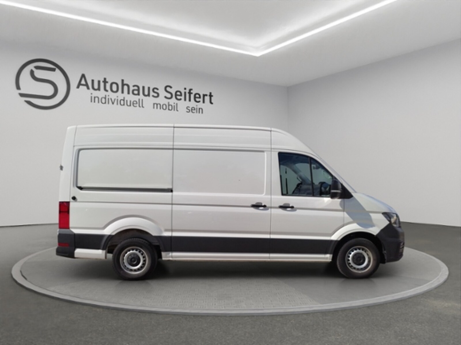 Volkswagen Crafter Kasten mittlerer Radstand – Bild 7