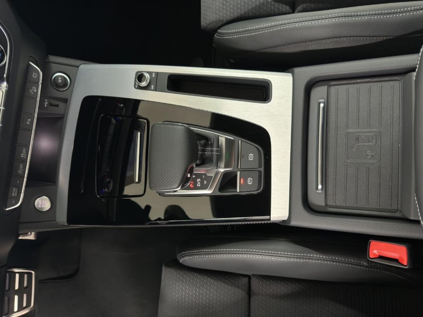Bild über Audi Q5 40 TDI quattro S tronic - für weitere Informationen kontaktieren Sie den Audi Partner