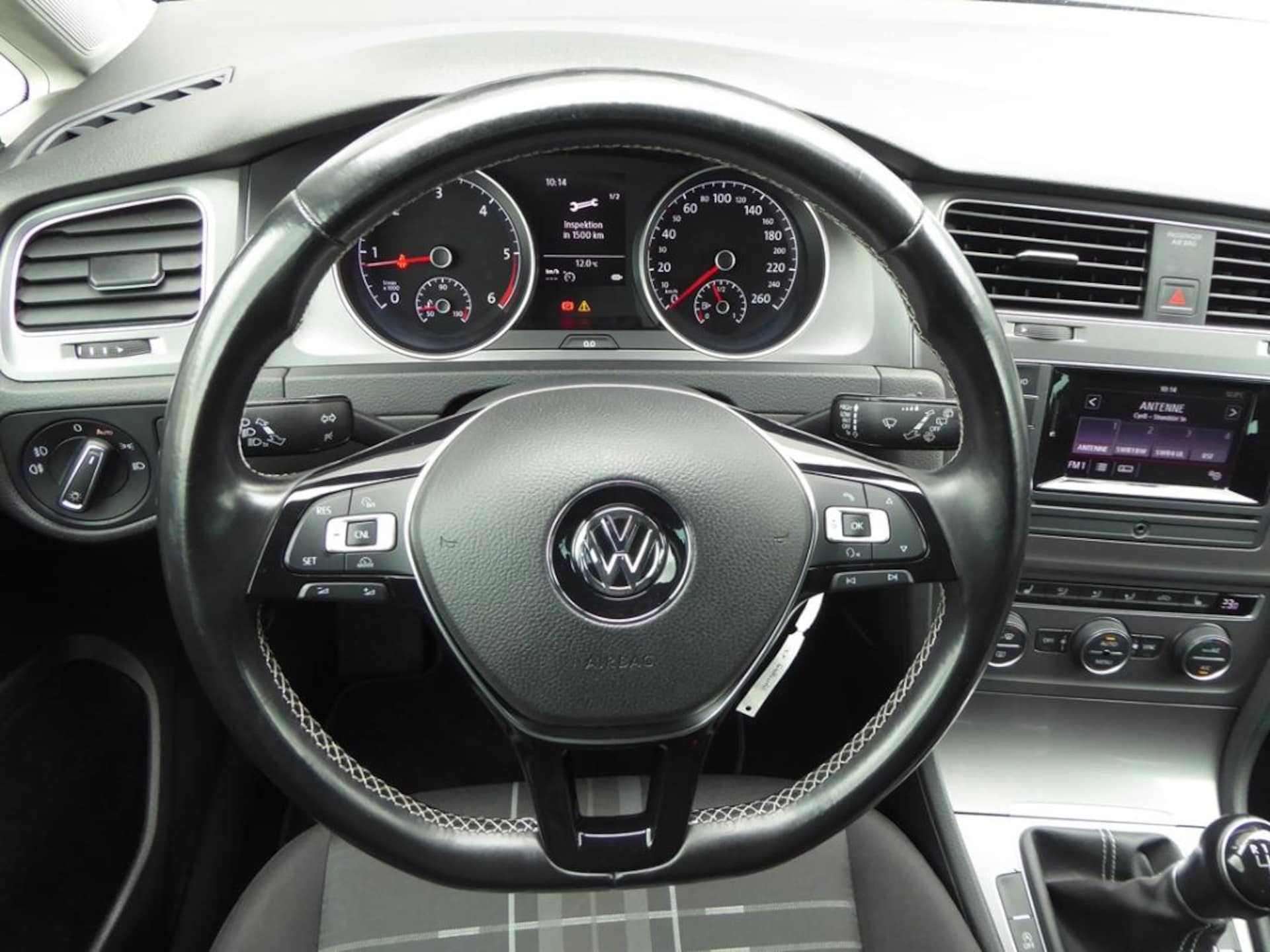 Volkswagen Golf LOUNGE