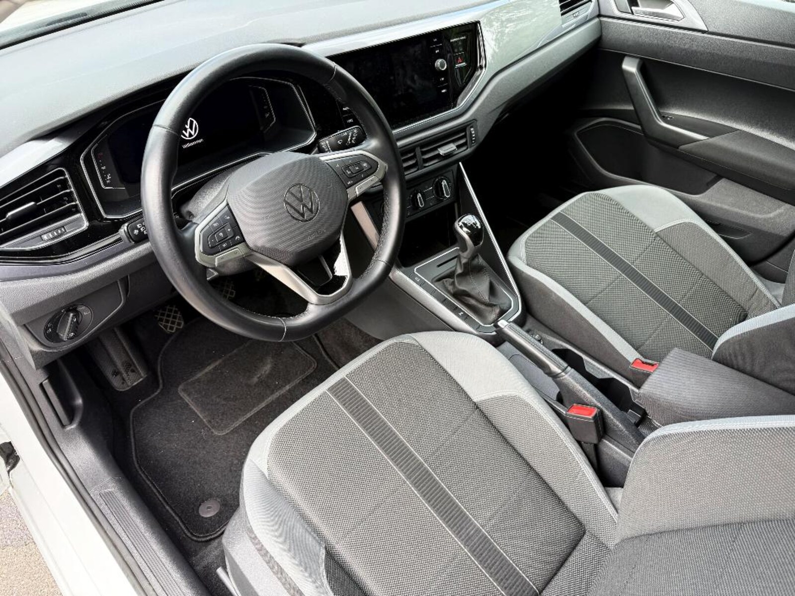 Volkswagen Polo – Bild 9