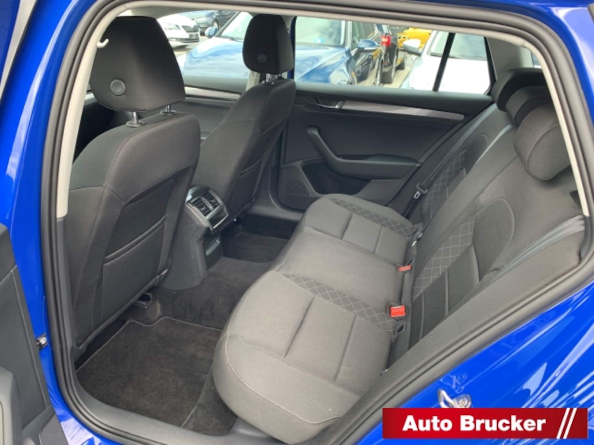 Skoda Superb Combi Active