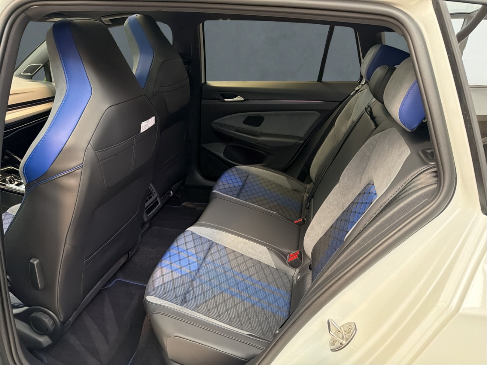 Volkswagen Golf Variant – Bild 6