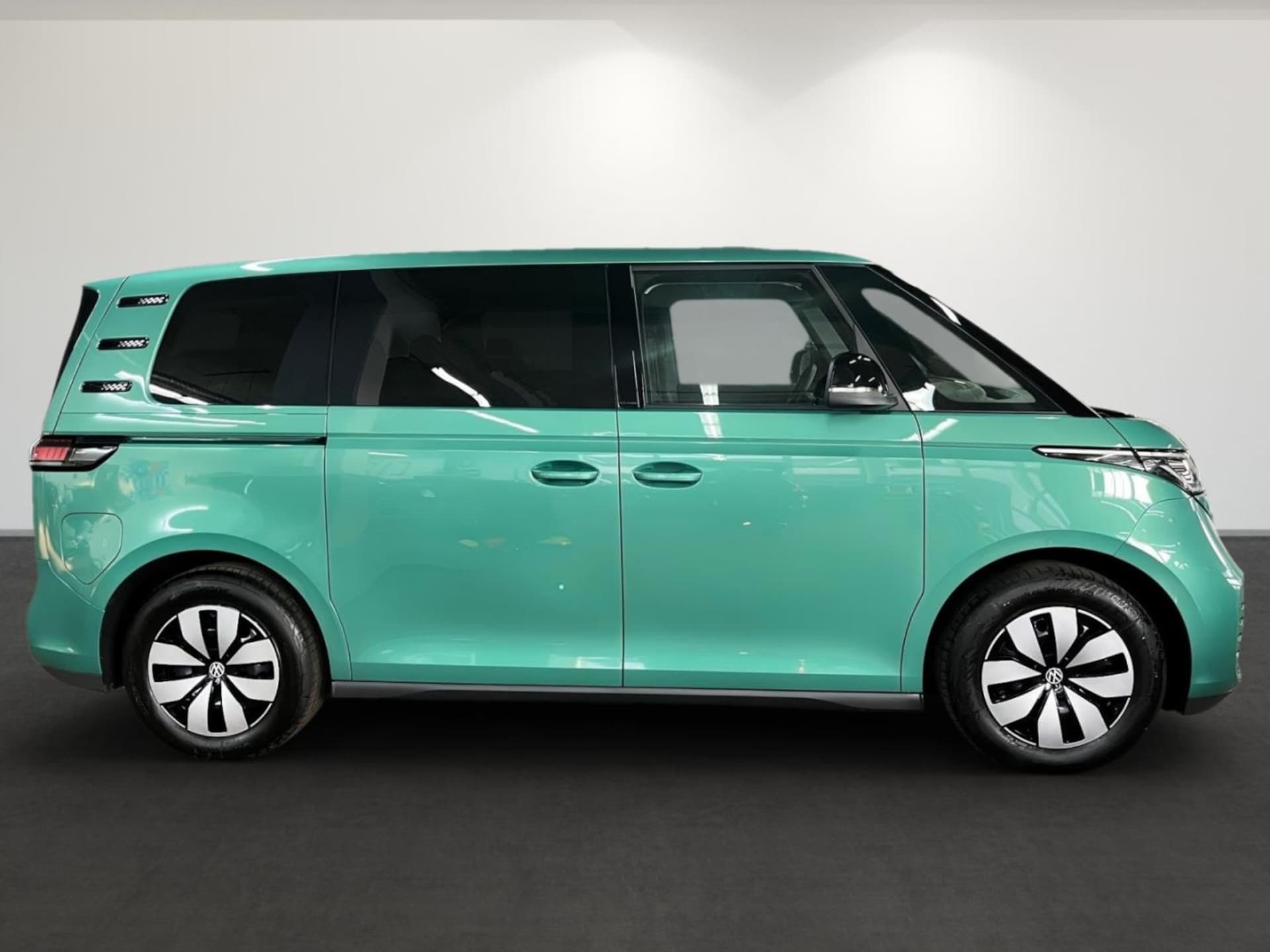 Volkswagen ID. Buzz Pure