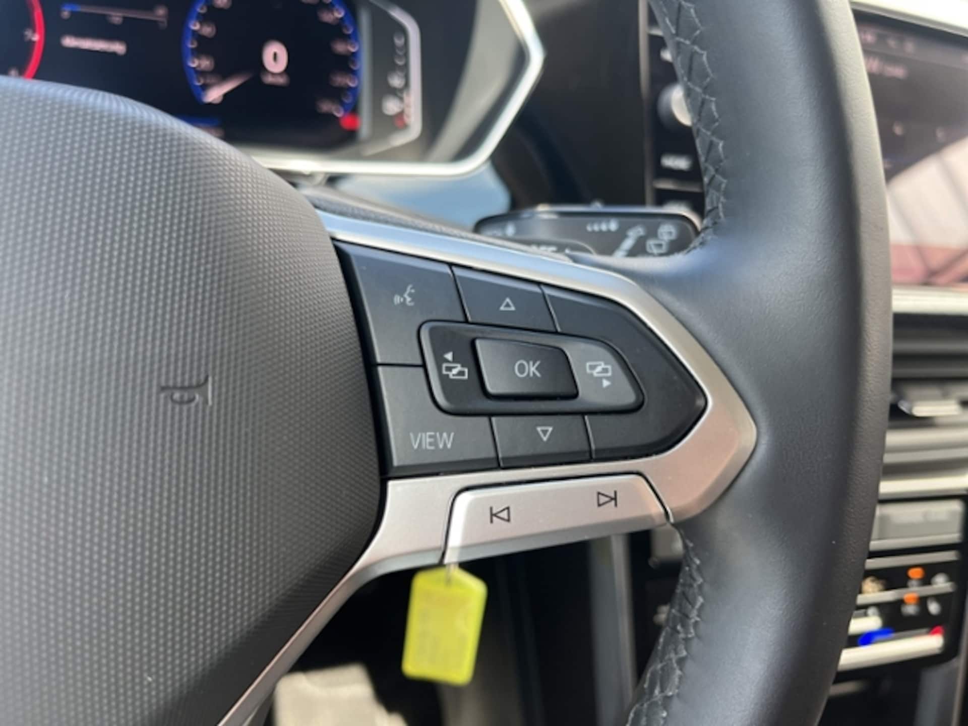 Volkswagen T-Cross Style