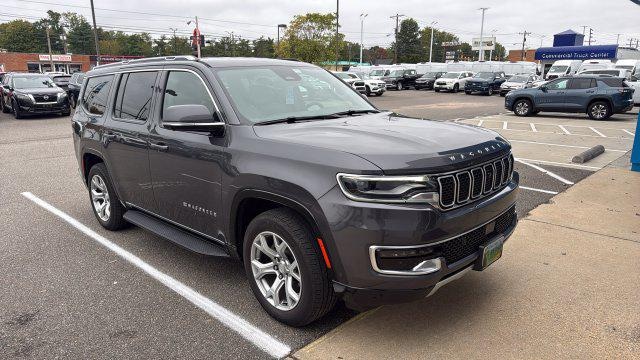 2022 Jeep Wagoneer