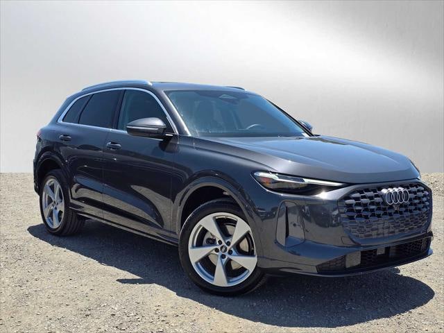 2025 Audi New Q5 Premium Plus's photo