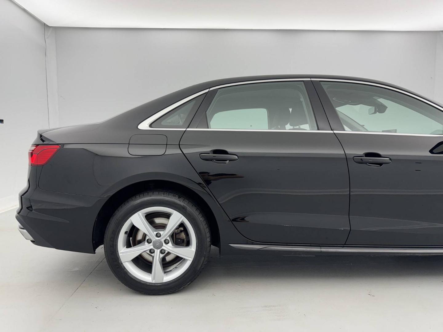 Image about Audi A4 Berline Design 35 TFSI 110 kW (150 ch) S tronic