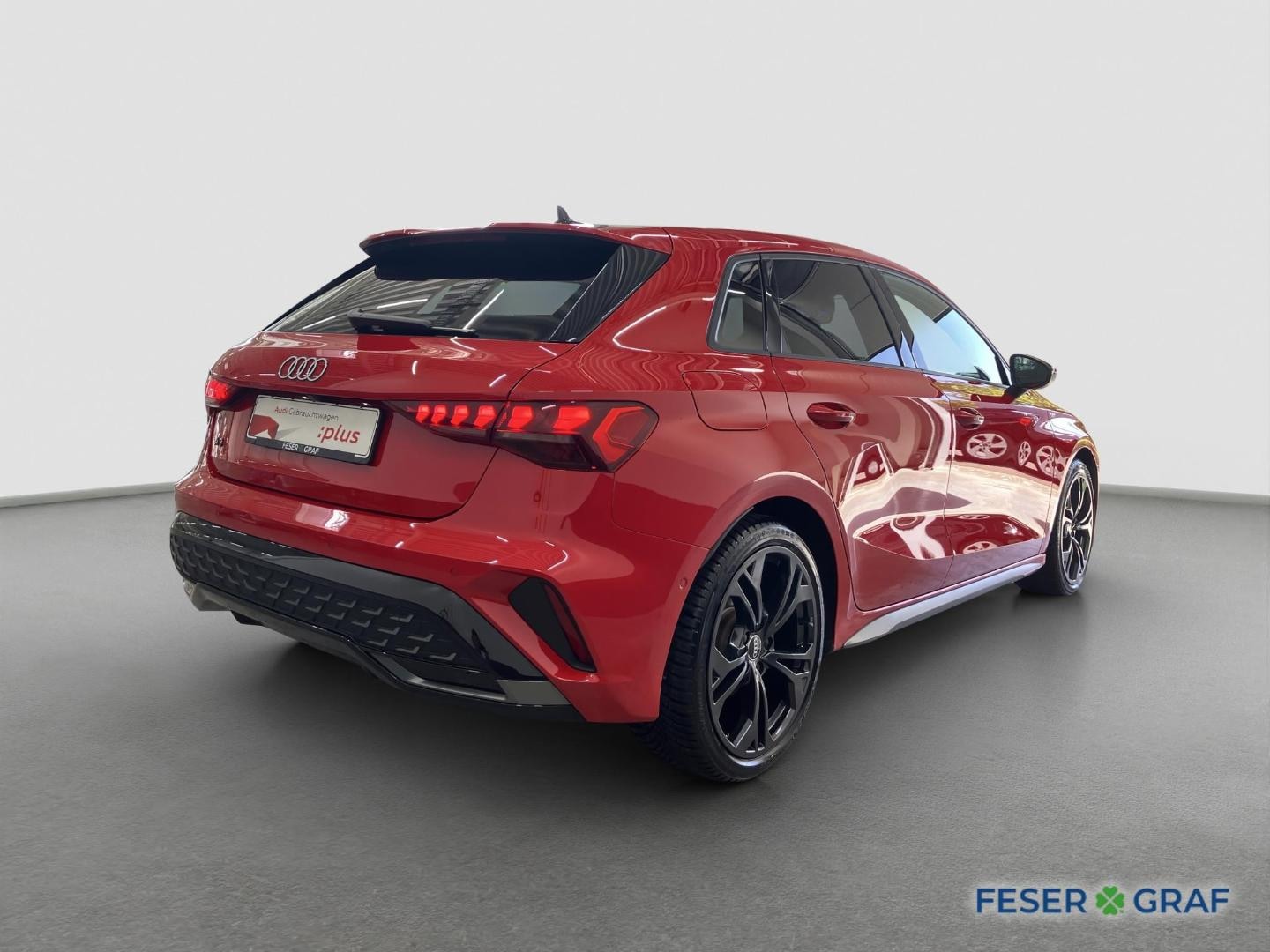 Bild über Audi A3 Sportback S line 35 TFSI S tronic - für weitere Informationen kontaktieren Sie den Audi Partner