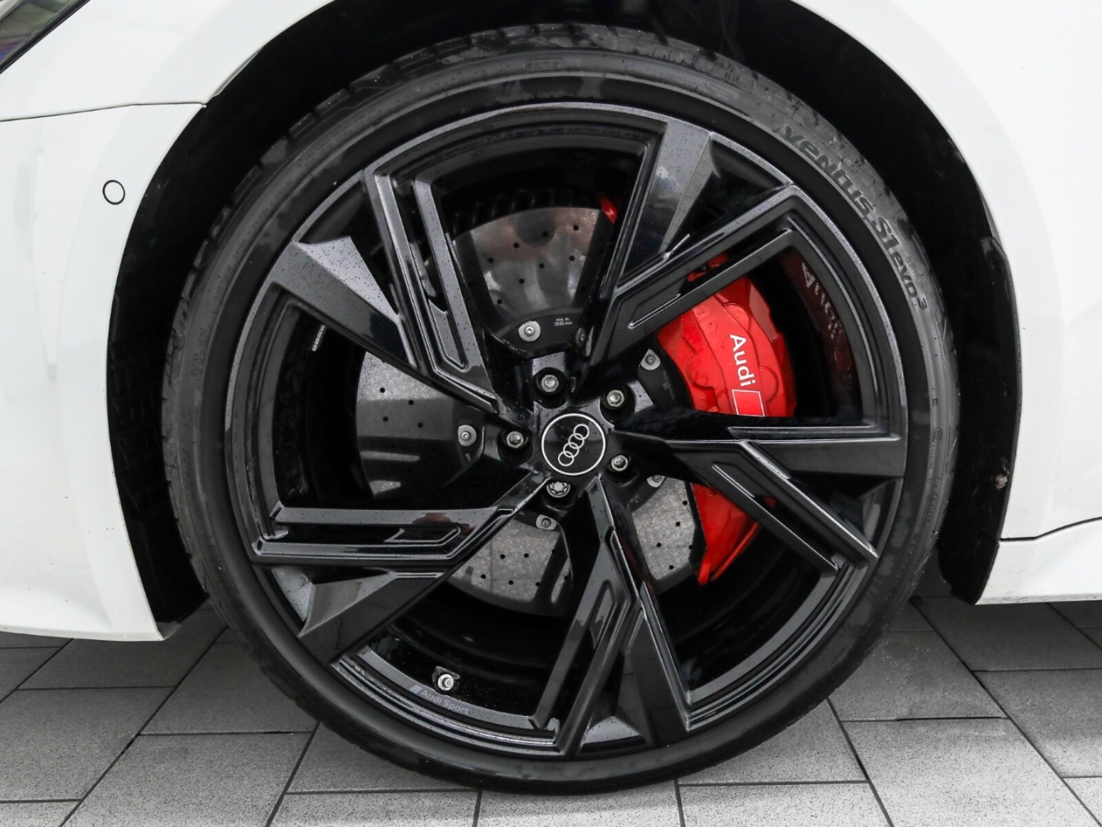 Audi RS 6 Avant performance – Bild 3