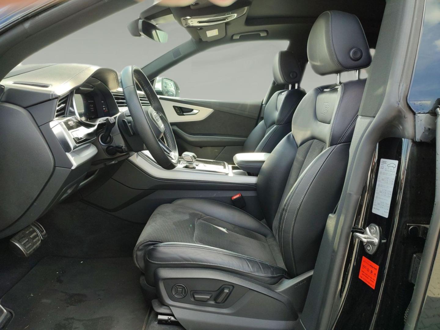 Image about Audi SQ8 TFSI quattro tiptronic