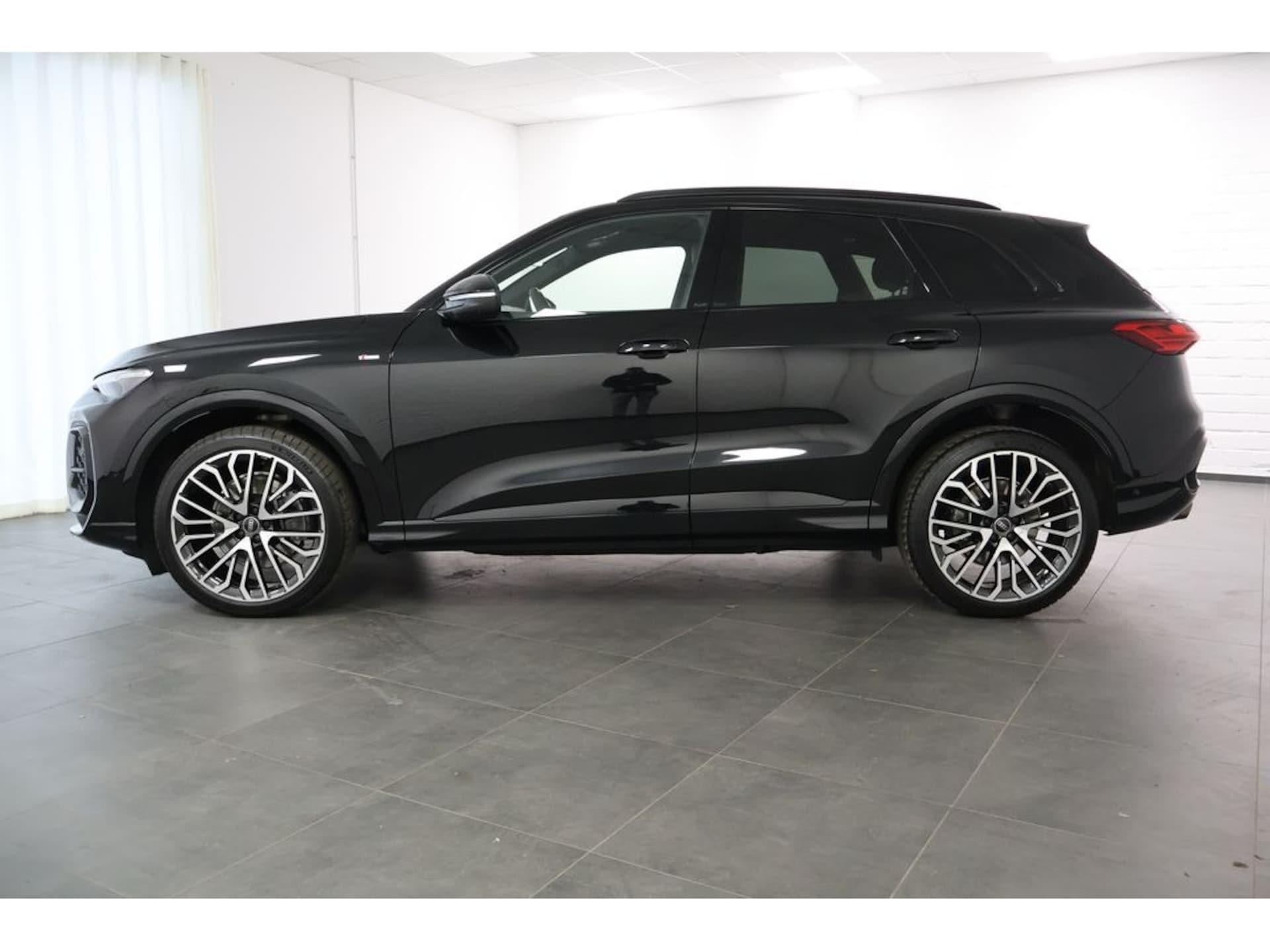 Audi Q5 SUV edition one