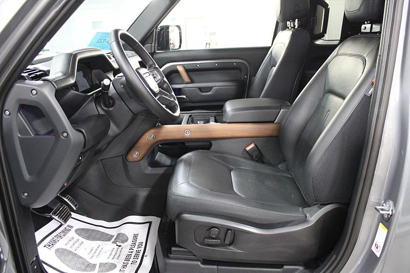 2023 Land Rover Defender X - Photo 13