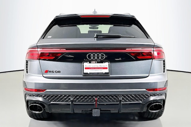 2026 Audi RS Q8 SUV performance
