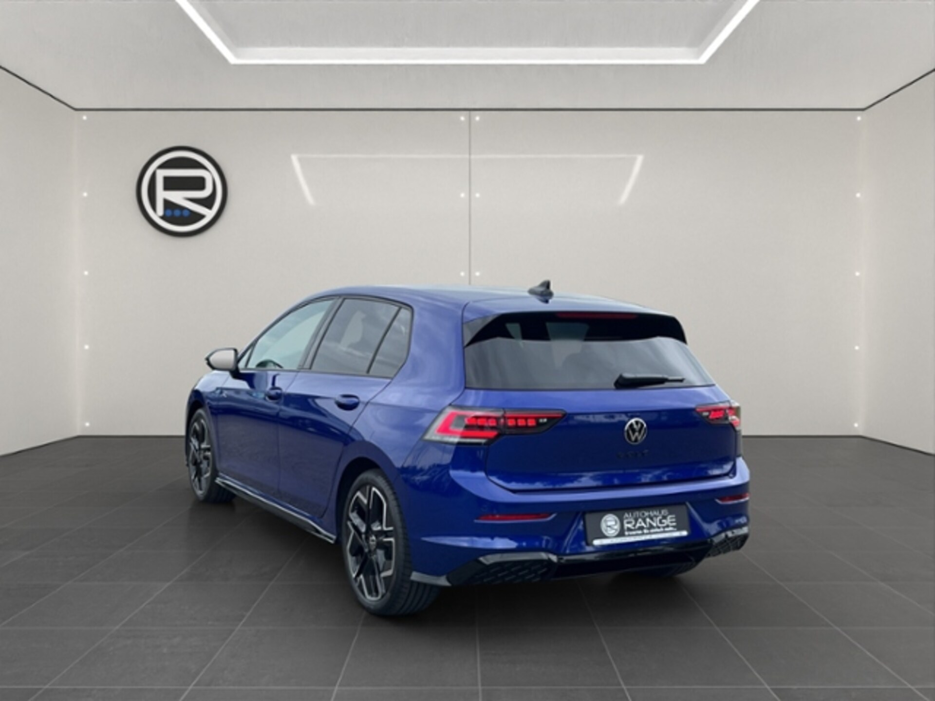 Volkswagen Golf R-Line