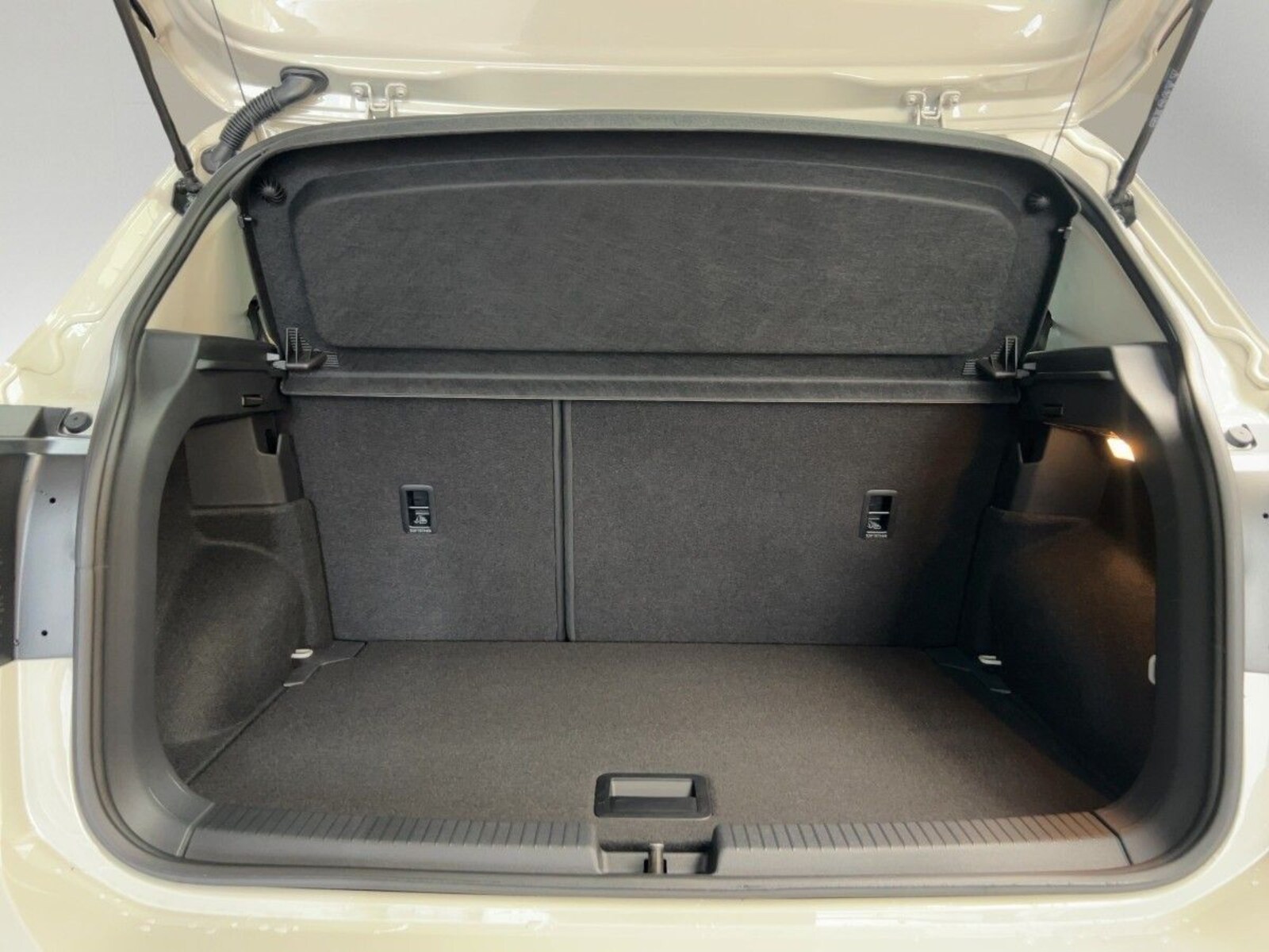 Volkswagen T-Cross – Bild 7