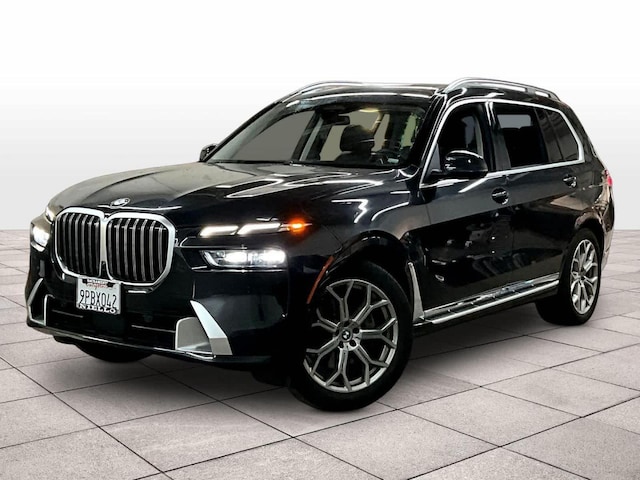 2025 BMW X7