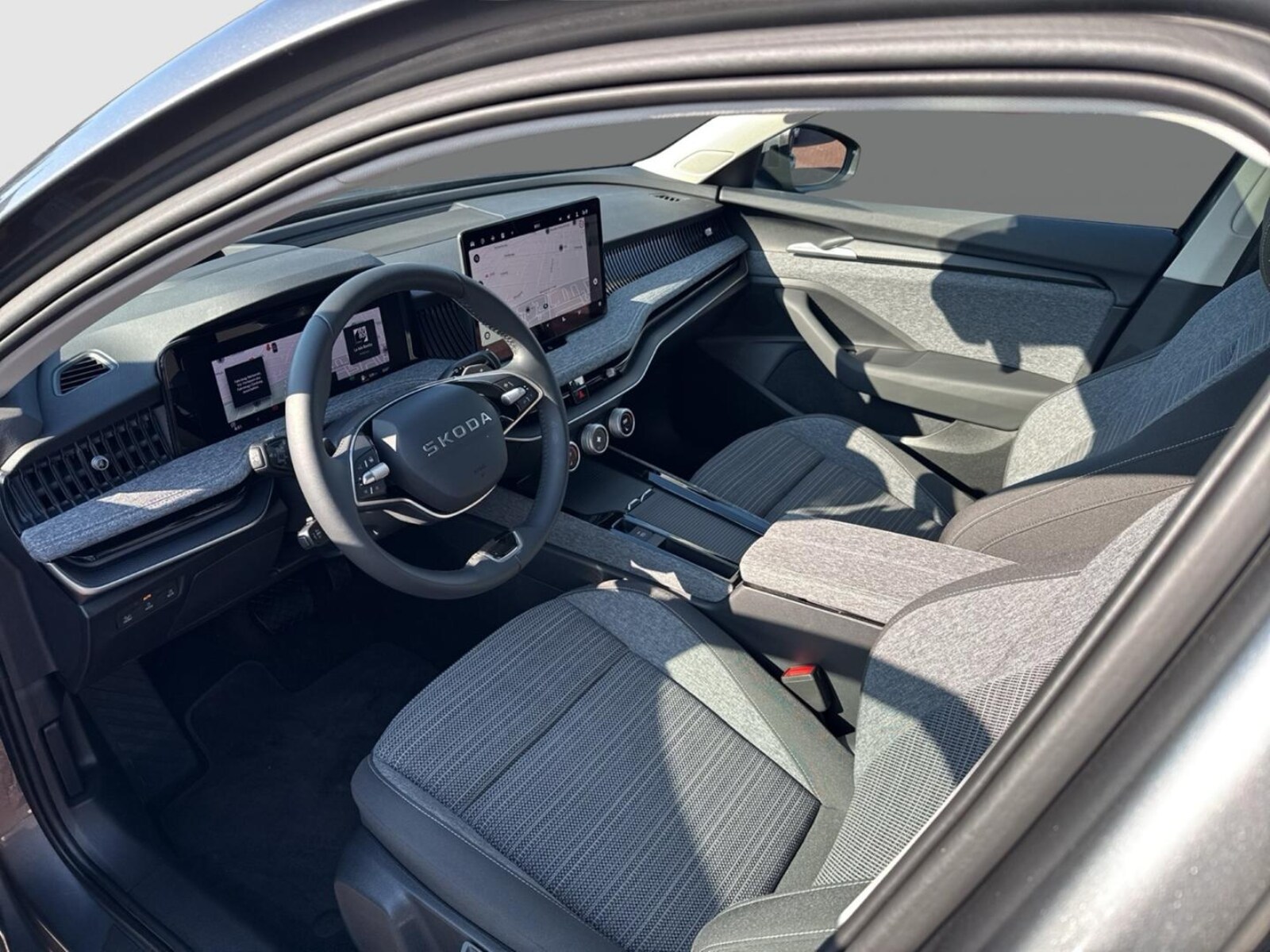 Škoda Superb Combi – Bild 9