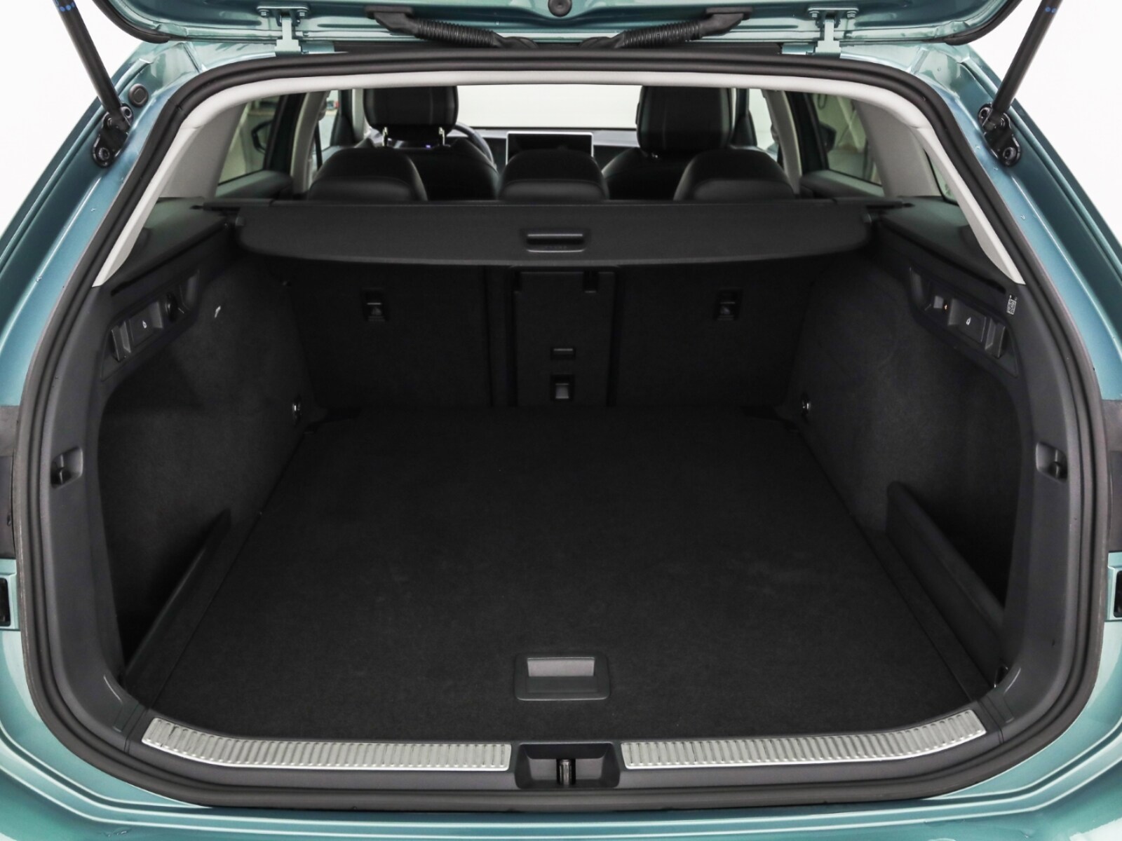 Volkswagen Passat – Bild 13
