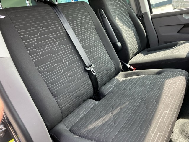 Volkswagen T6.1 Caravelle larger