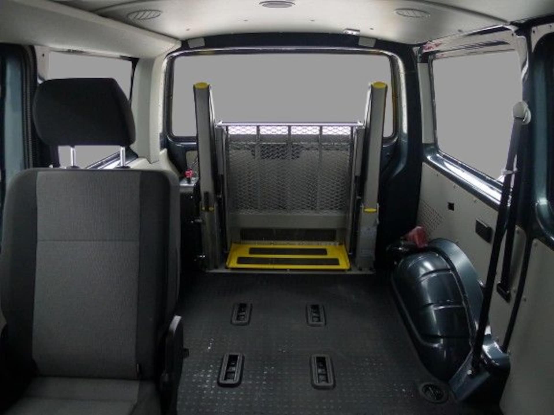 Volkswagen T6 Transporter Kombi kurzer Radstand