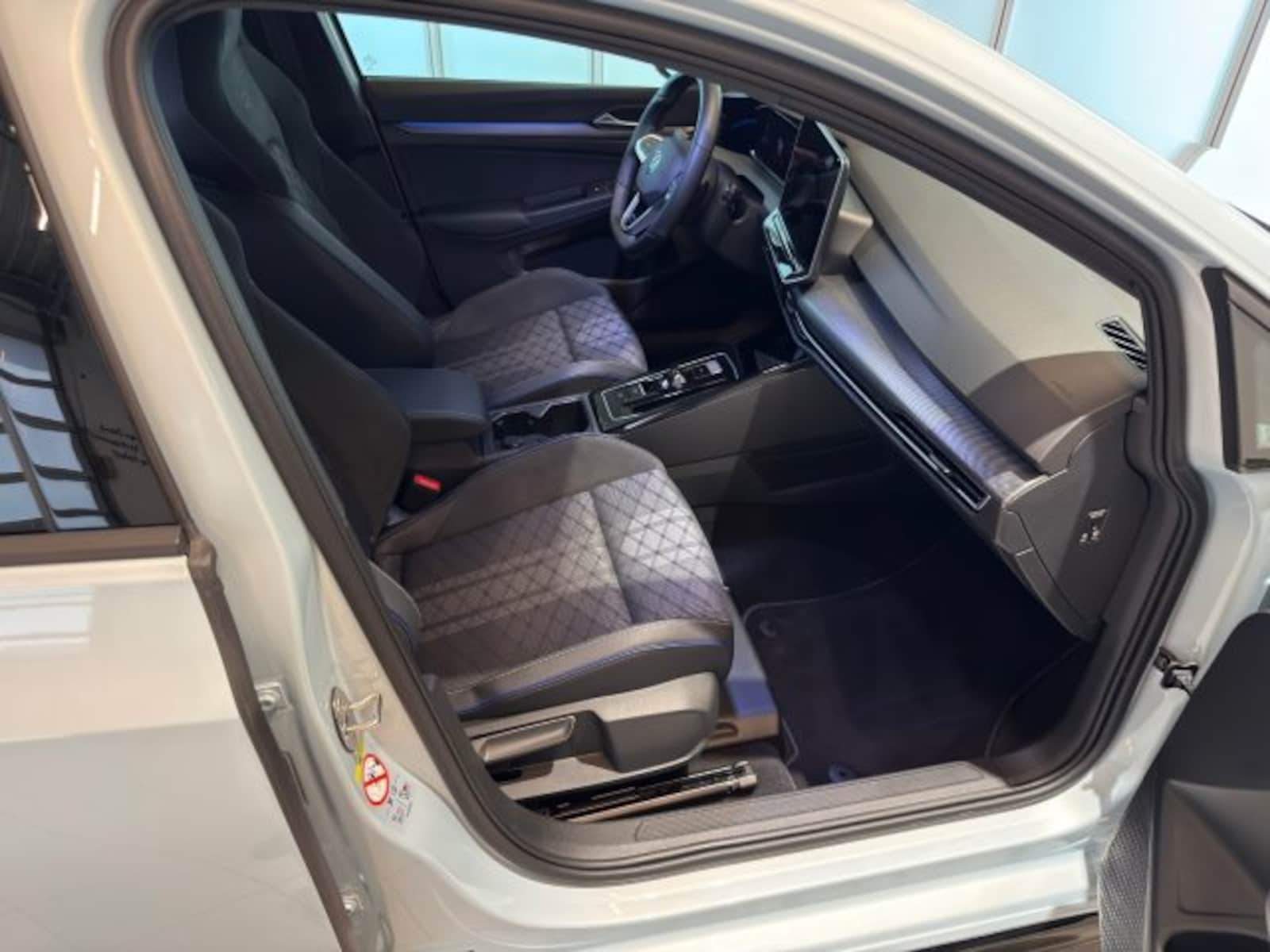Volkswagen Golf – Bild 21