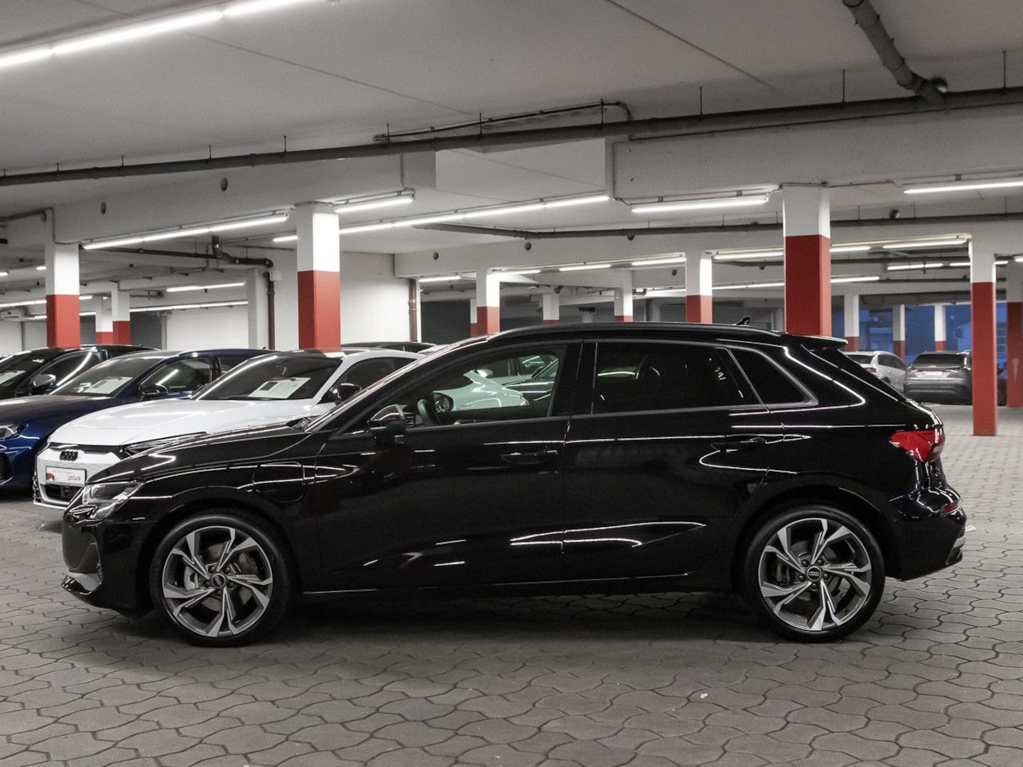 Bild über Audi A3 Sportback TFSI e 40 TFSI e S tronic - für weitere Informationen kontaktieren Sie den Audi Partner