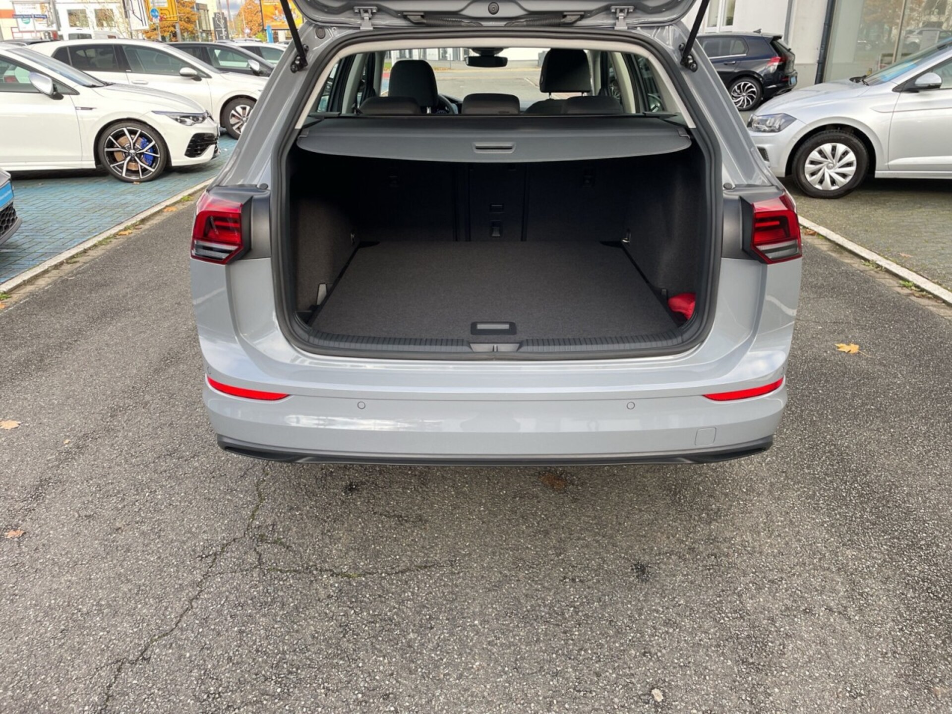 Volkswagen Golf Variant Life
