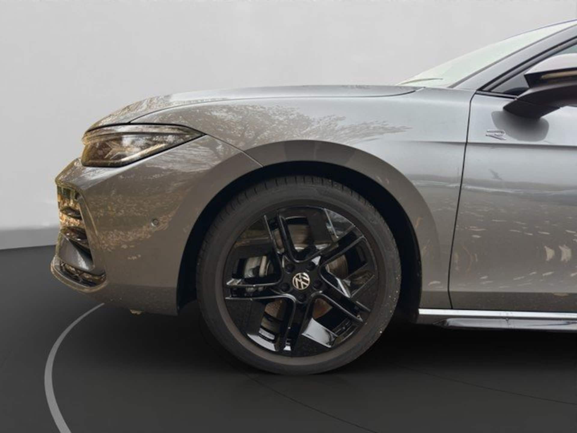 Volkswagen Passat R-Line