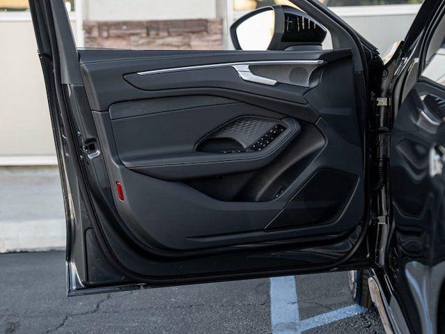 2026 Audi A6 Premium Plus - Photo 11