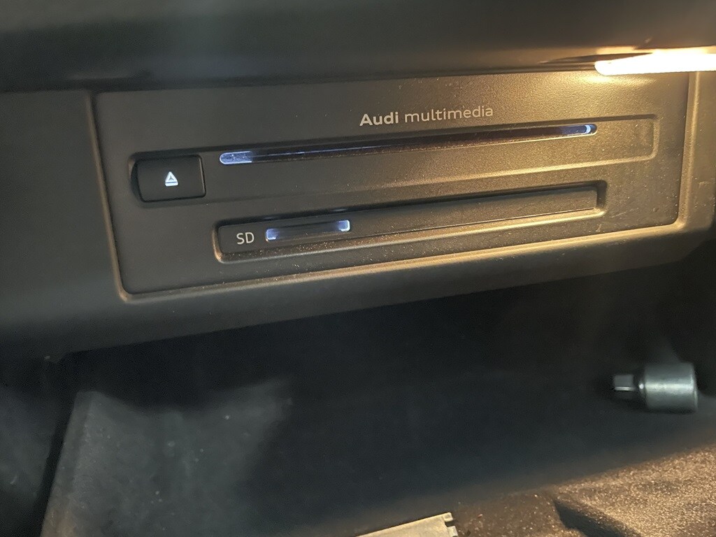 Bild som visar&nbsp;Audi A4 allroad quattro&nbsp;A4 allroad 2.0 TDI quattro 190 hk S tronic - för mer information kontakta din Audi Partner