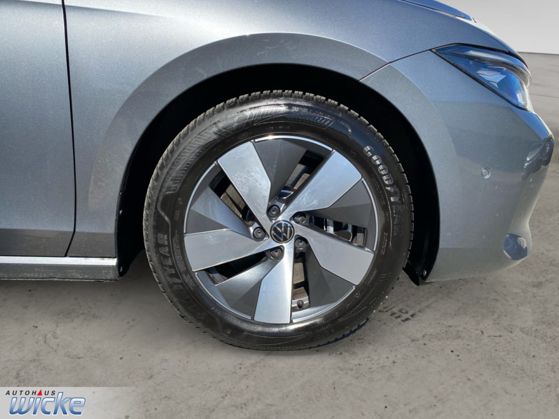Volkswagen Passat Business