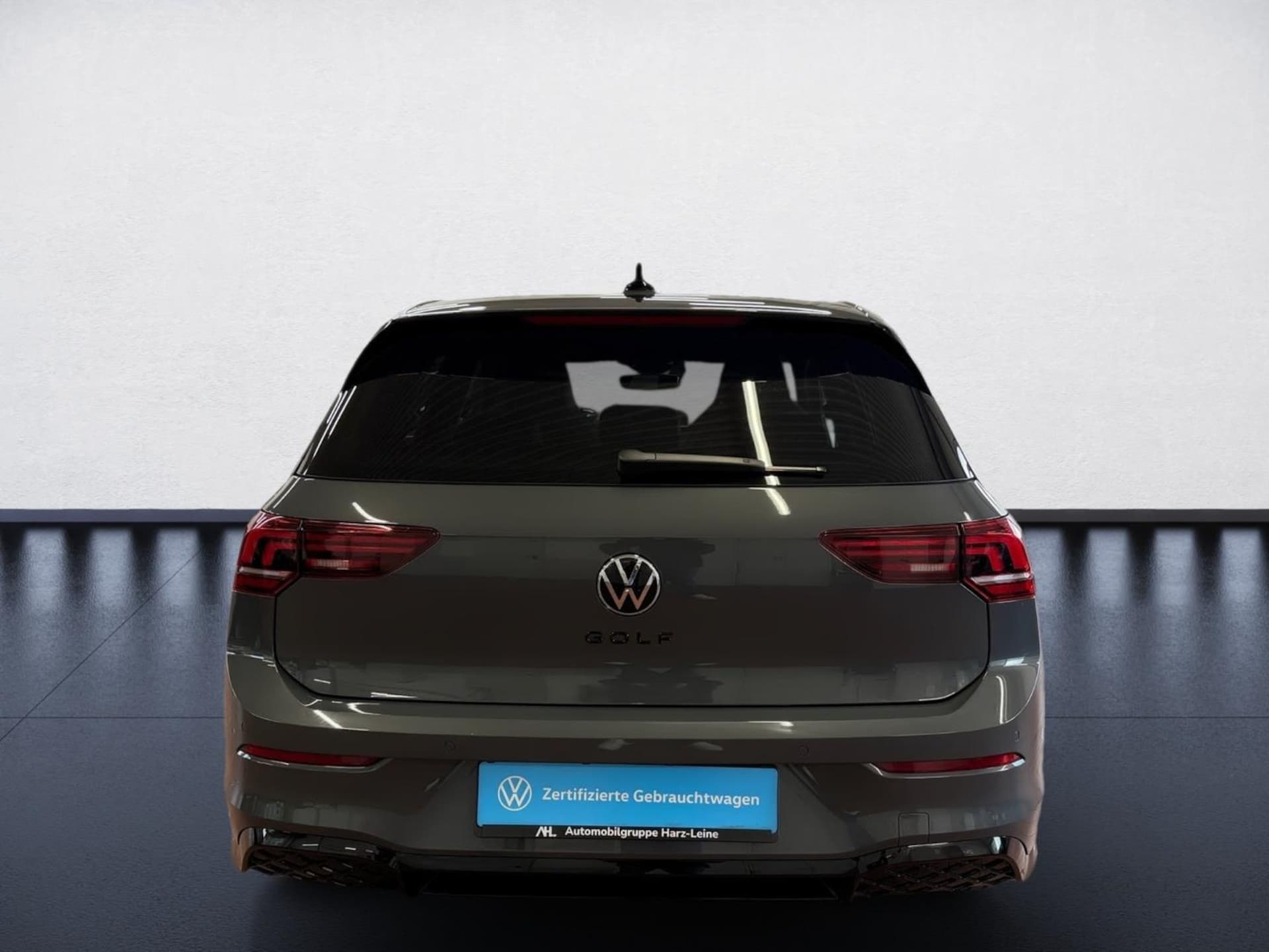 Volkswagen Golf R-Line