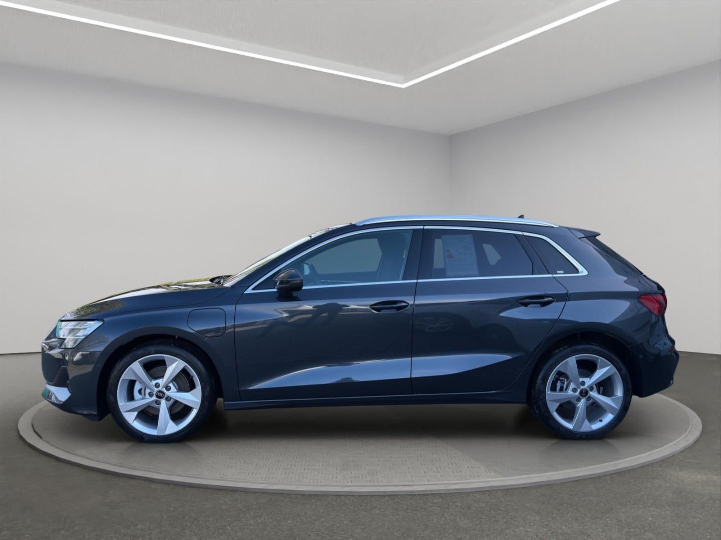 Bild über Audi A3 Sportback TFSI e TFSI e 150 kW S tronic - für weitere Informationen kontaktieren Sie den Audi Partner