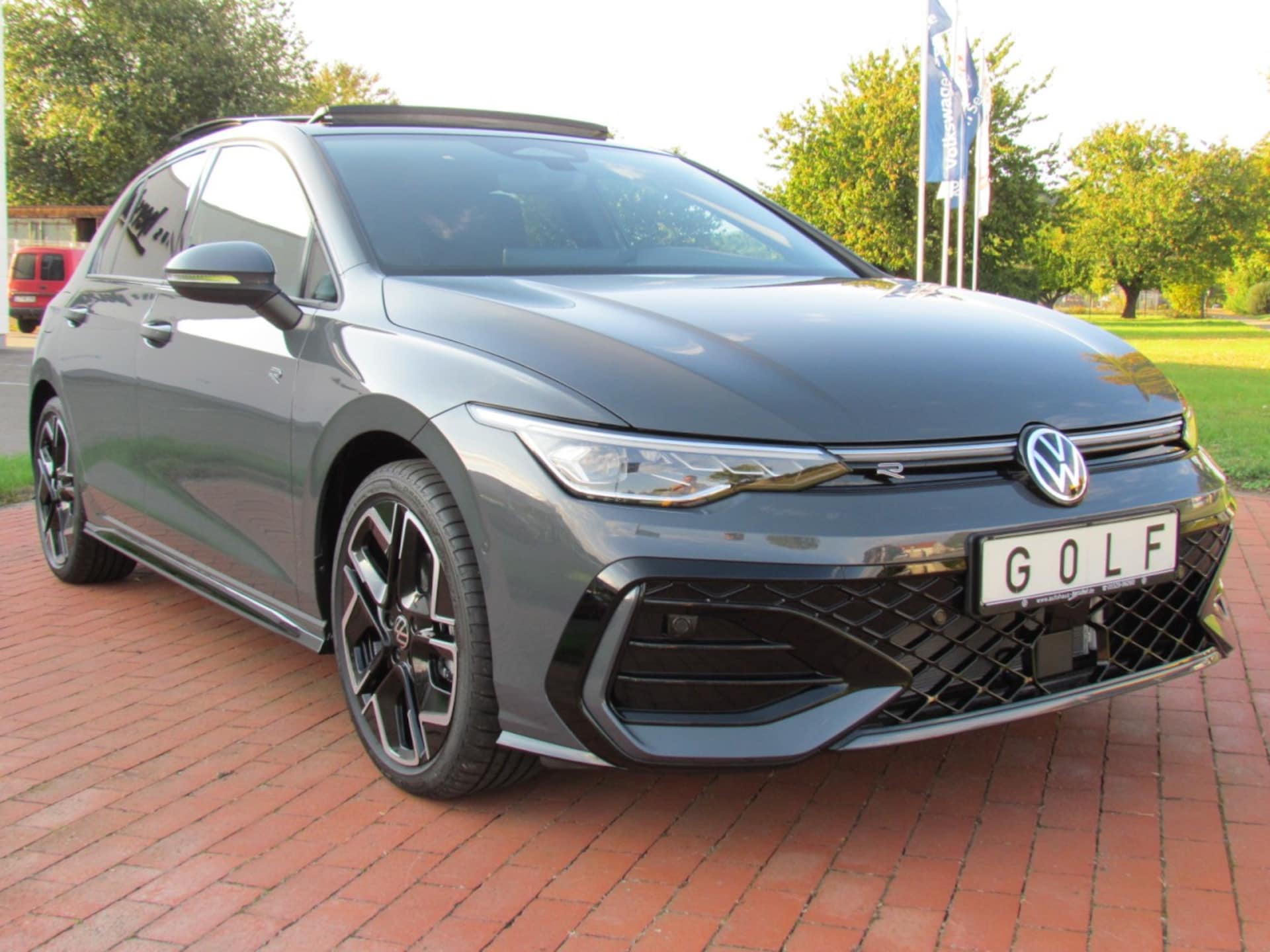Volkswagen Golf R-Line