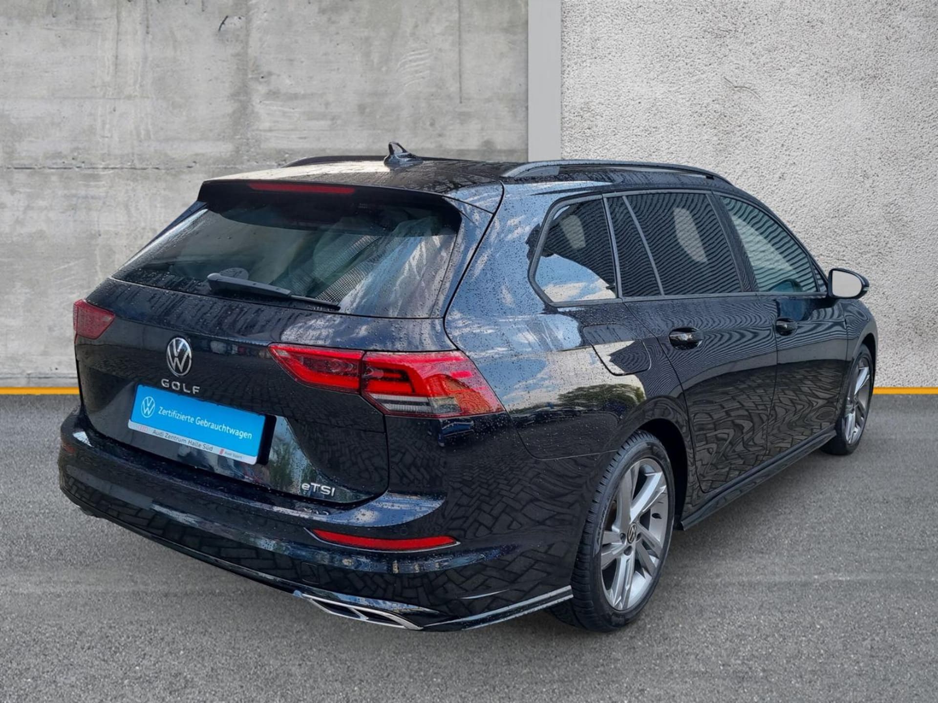 Volkswagen Golf Variant R-Line