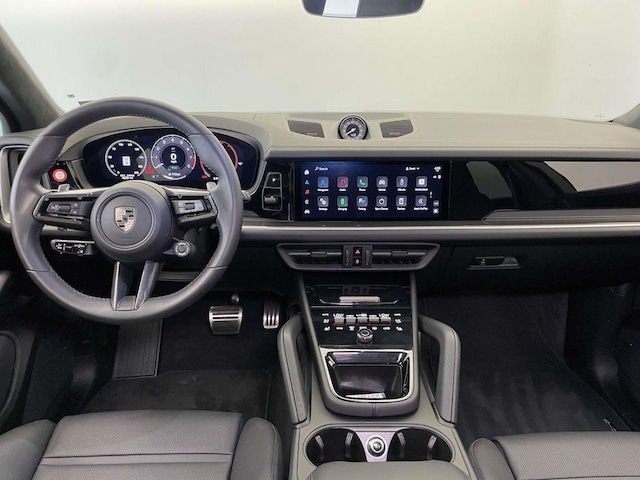 2025 Porsche Cayenne Turbo E-Hybrid - Photo 26