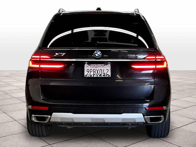 2025 BMW X7
