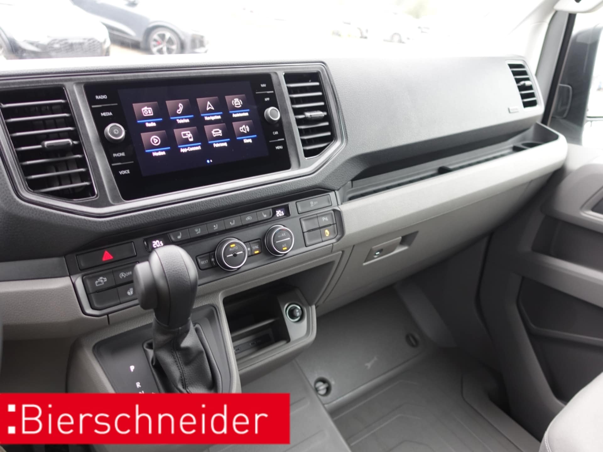 Volkswagen Grand California 600