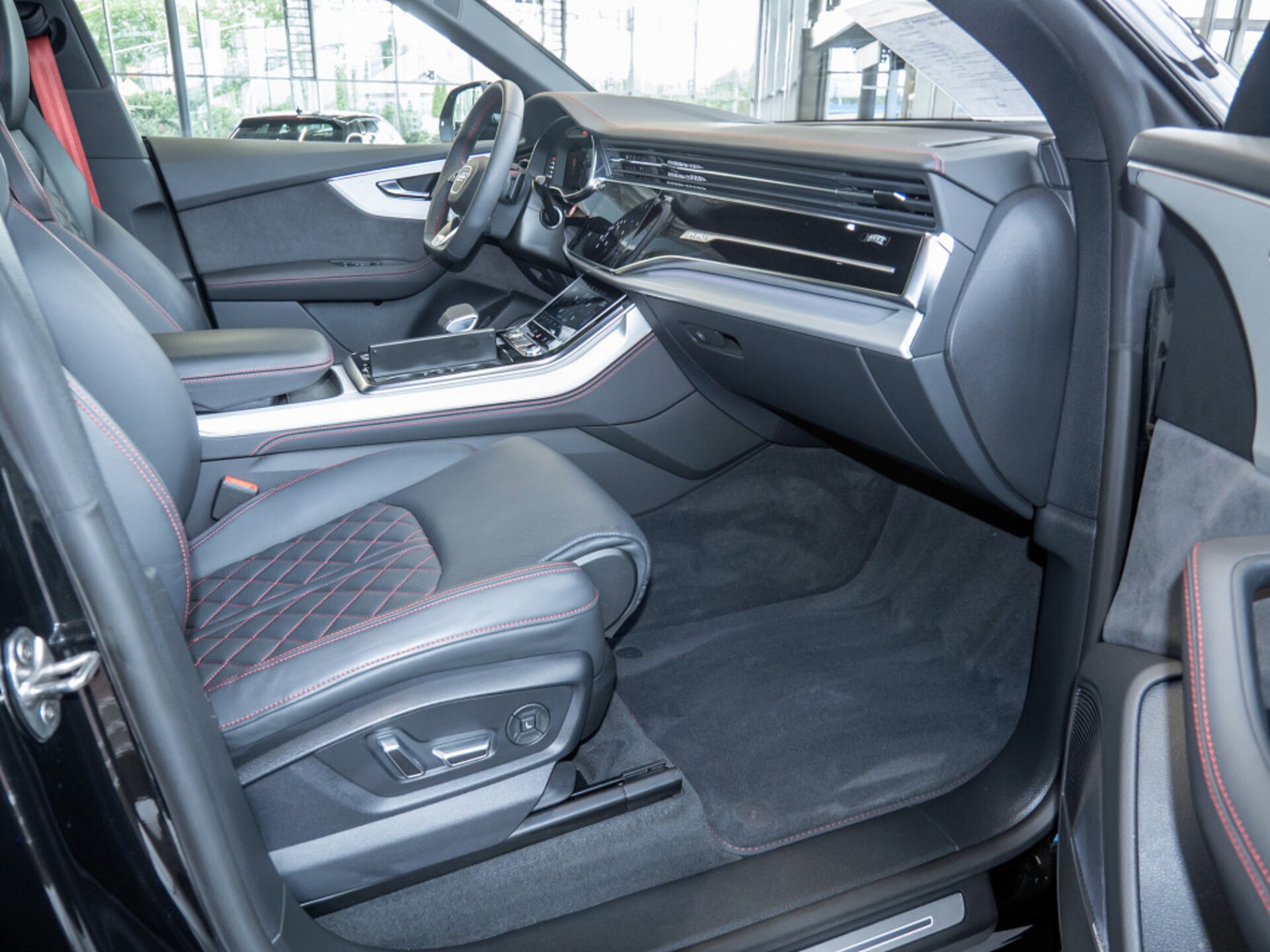 Audi Q8 SUV