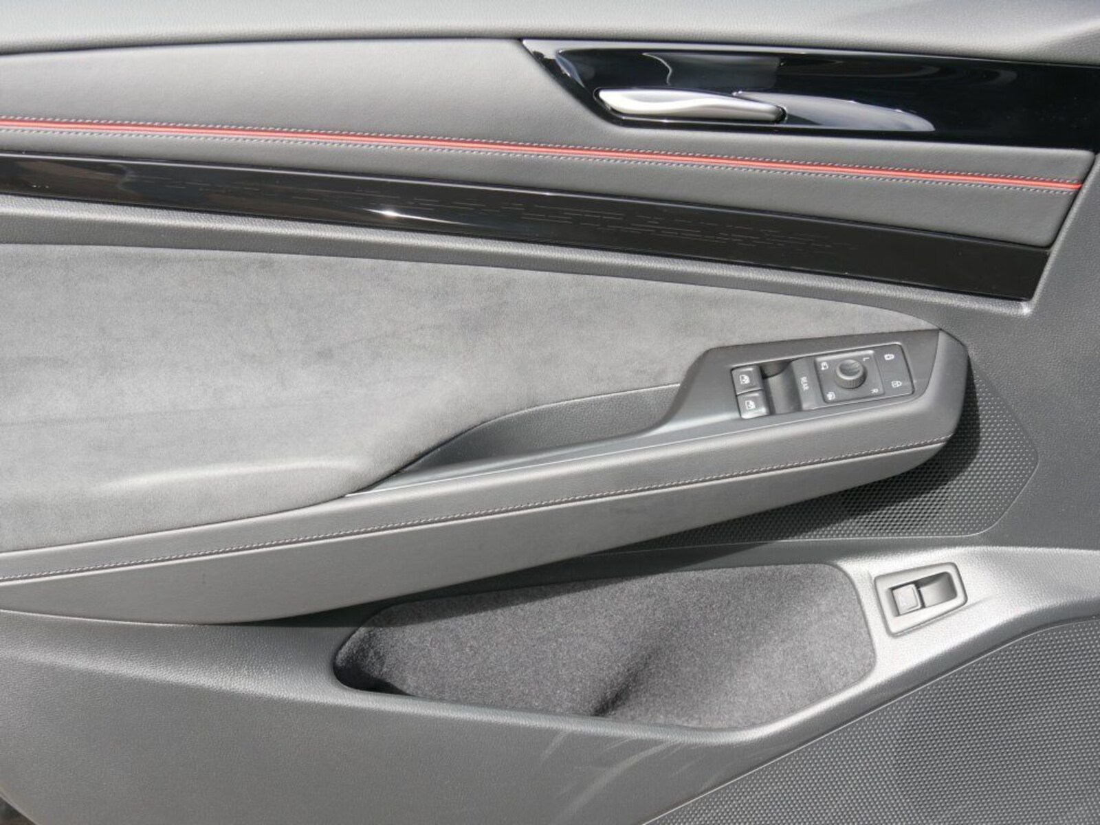 Volkswagen ID.7 Tourer – Bild 11