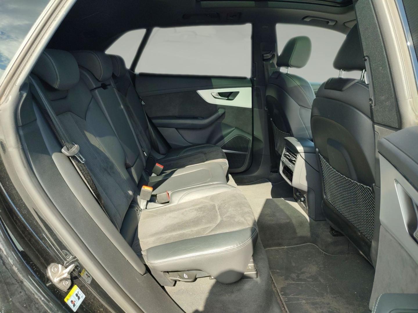 Image about Audi SQ8 TFSI quattro tiptronic