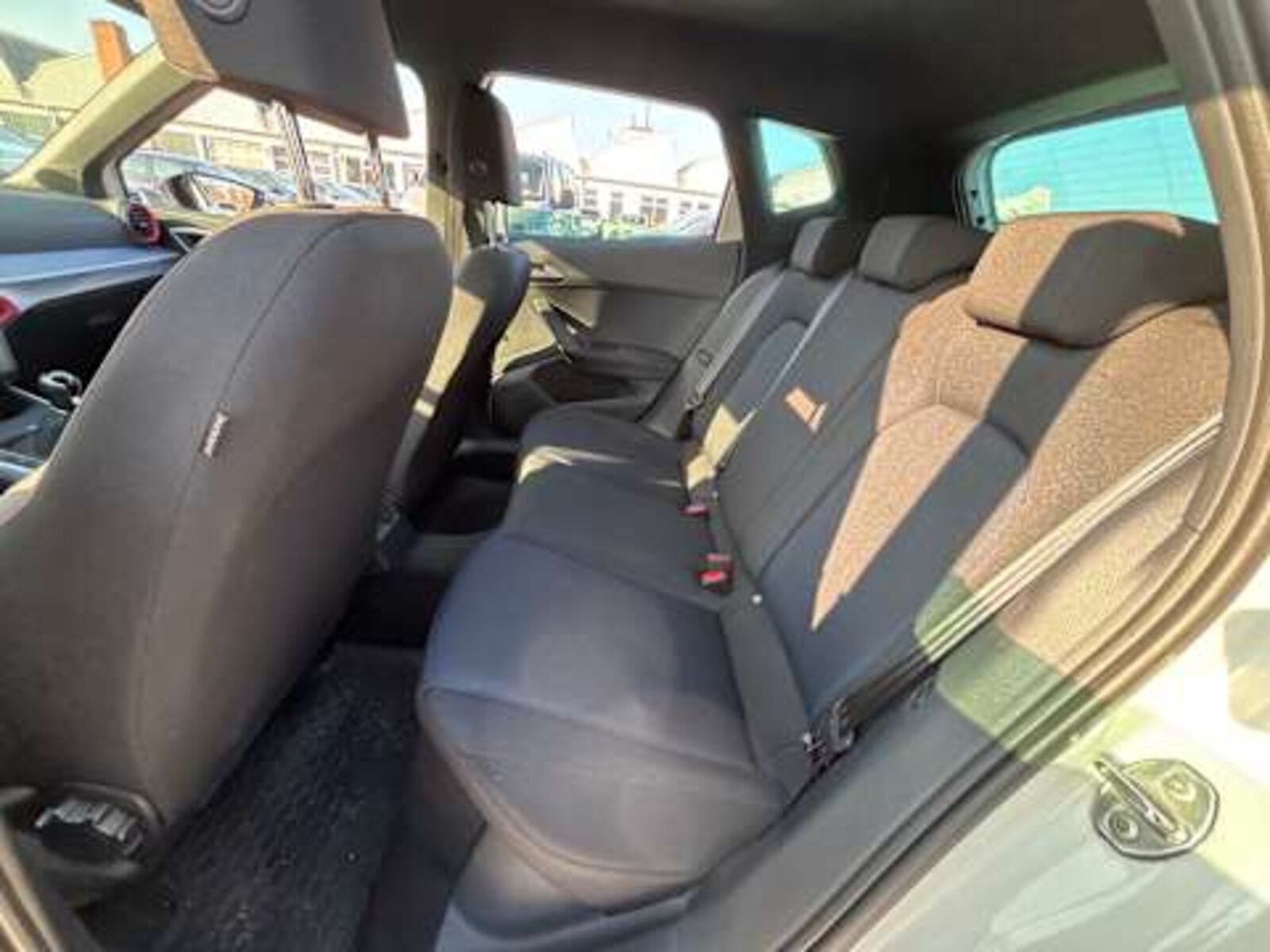 SEAT Arona – Bild 5