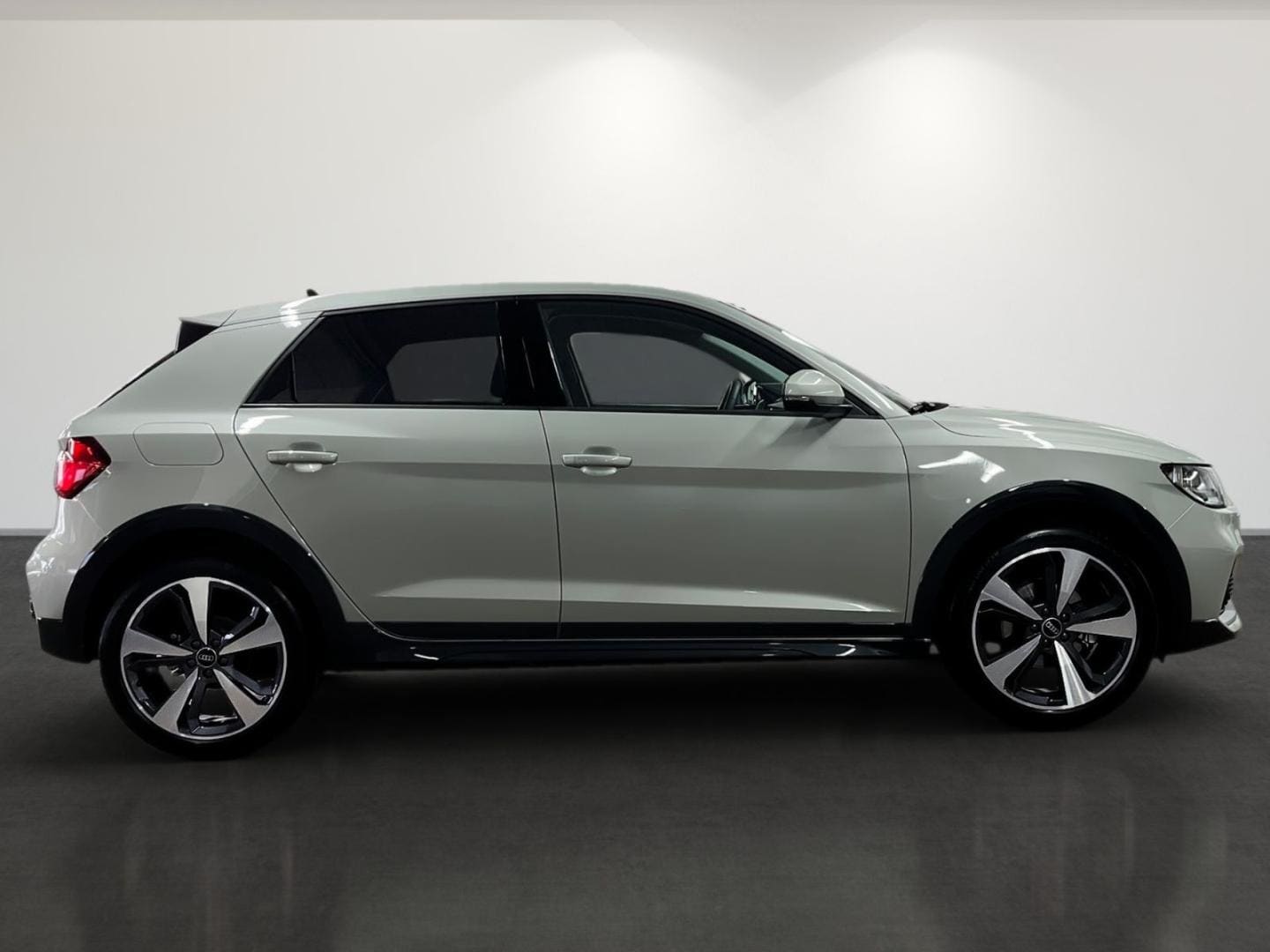 Bild über Audi A1 allstreet 30 TFSI Schaltgetriebe - für weitere Informationen kontaktieren Sie den Audi Partner