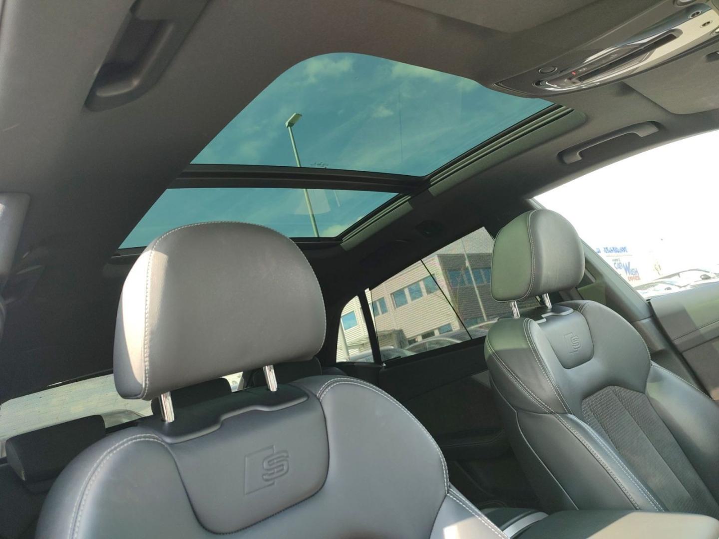 Image about Audi SQ8 TFSI quattro tiptronic