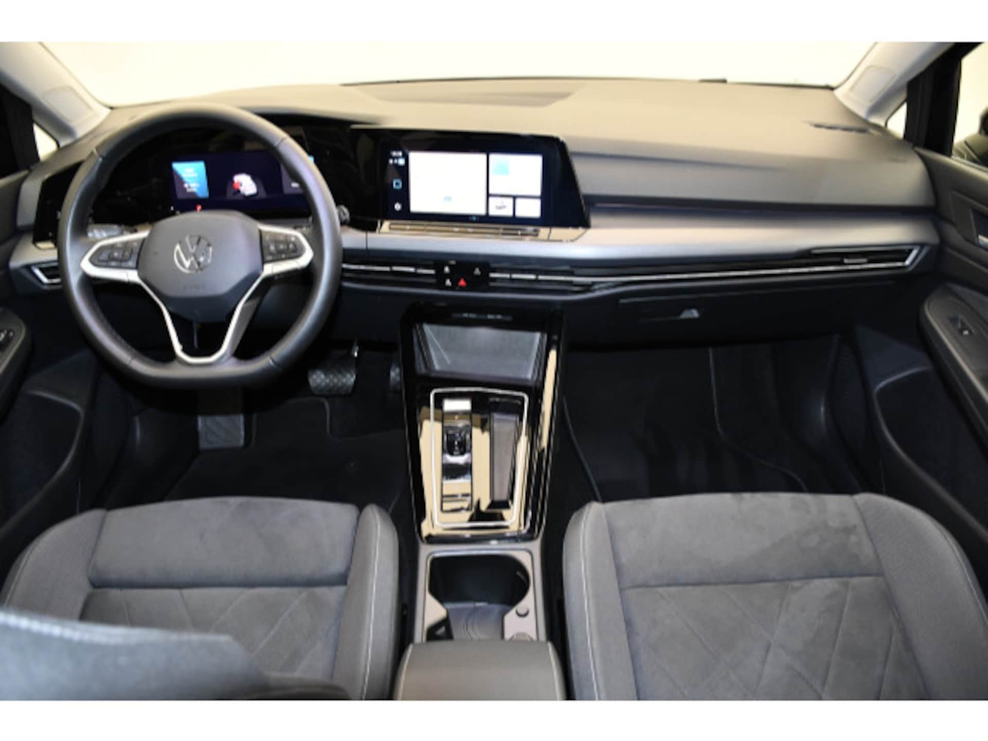 Volkswagen Golf Style
